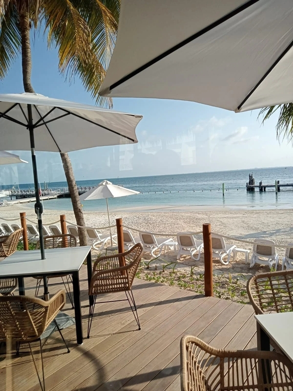 Cancun Bay Image #16